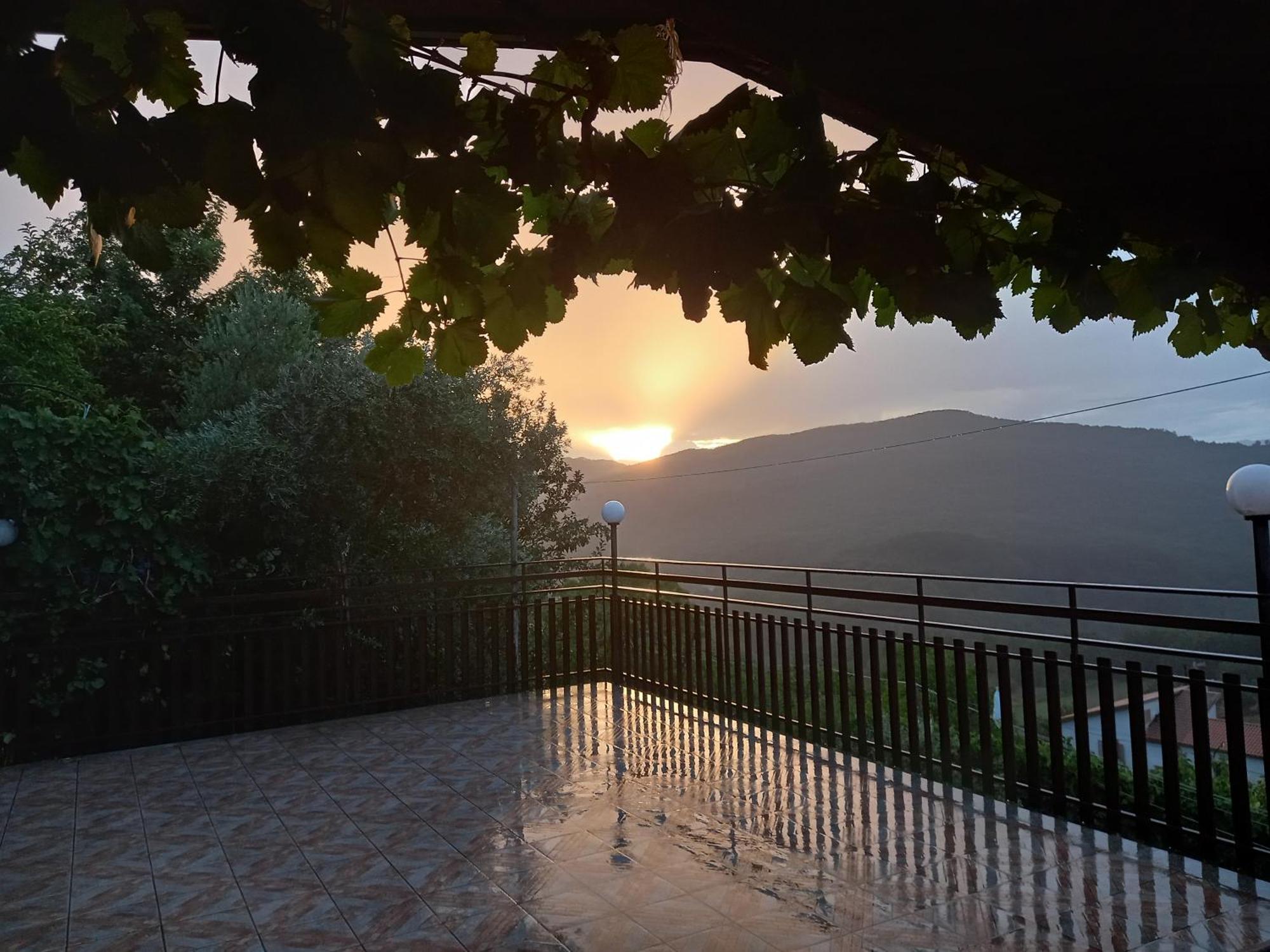 B&B A Casa Di Mario San Severino Lucano Buitenkant foto